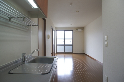 シャーメゾンみさきＢ 202号-4