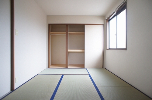 シャーメゾンみさきＢ 202号-6