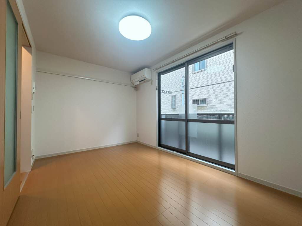 アドニス・コート 102号-2