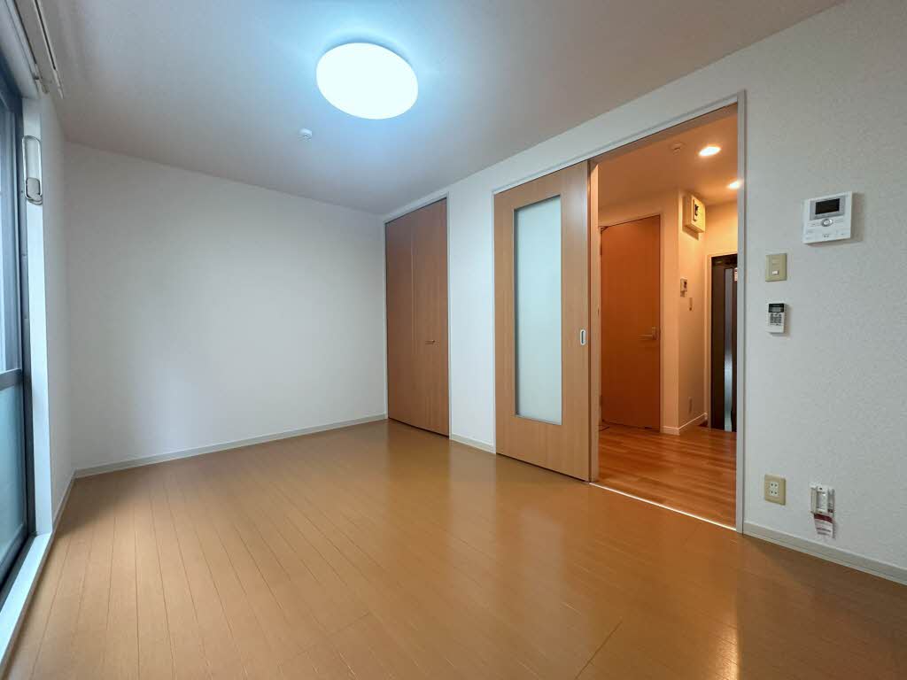 アドニス・コート 102号-3