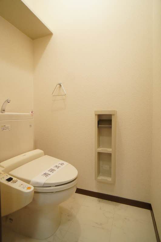 グリューナーラウム 202号-10