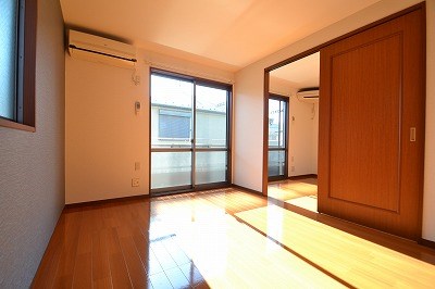 ルミエールみなみ野 102号-4