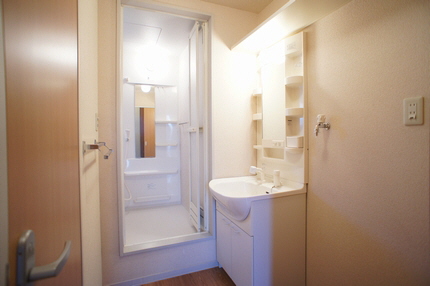 シャーメゾントゥ－リーフ 102号-9