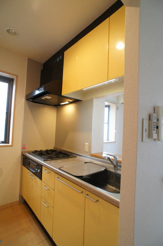 メゾン・ド・アミ 201号-2