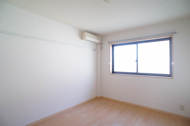 メゾン・ド・アミ 201号-3