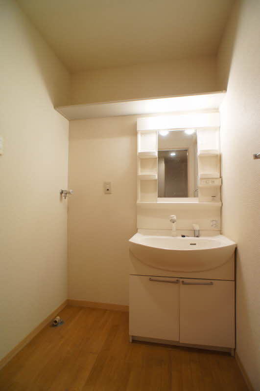 メゾン・ド・アミ 201号-6