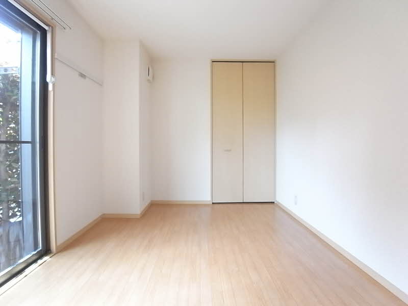 クレール三軒茶屋南 102号-2
