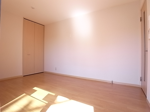 クレール三軒茶屋南 202号-3