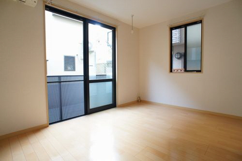 シャーメゾン壱番館 205号-2