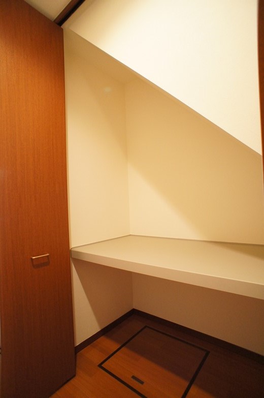 プレジール烏山 102号-9