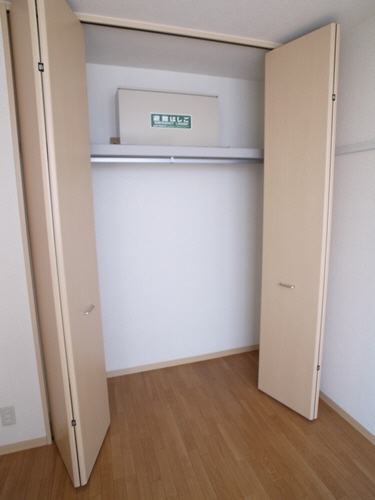 Cosmo Dwell Oji 303号-5