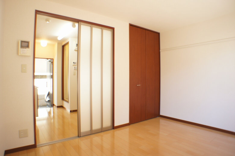 メゾンベル美園 102号-5