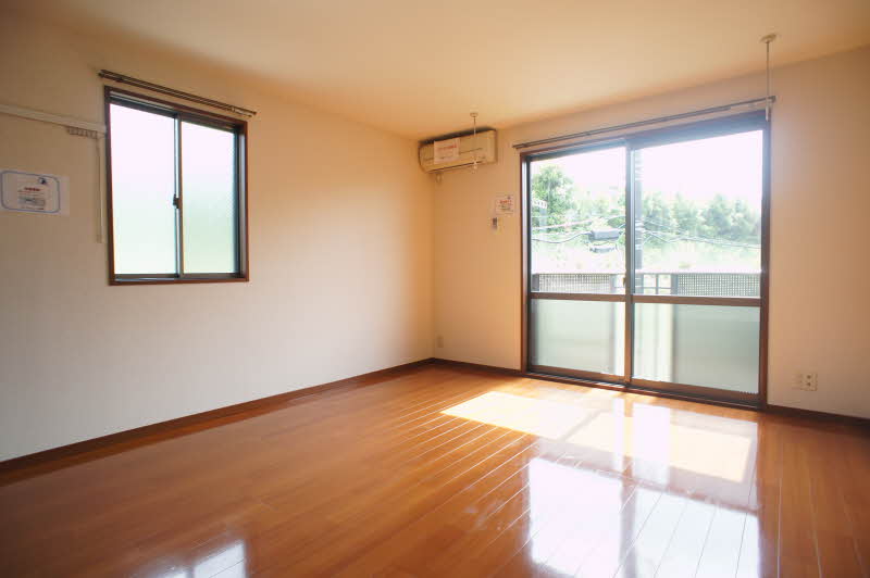 ソレーユＢ 201号-2