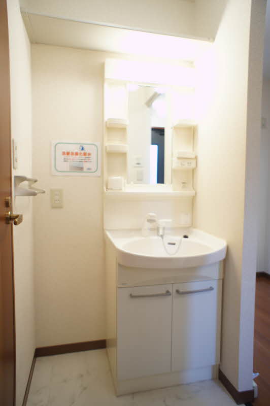 ソレーユＢ 201号-9