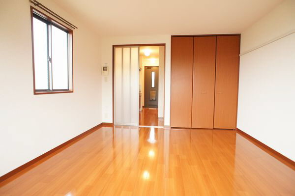 ソレーユＢ 206号-3