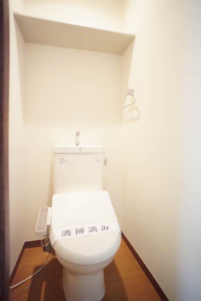 壱番館 202号-6