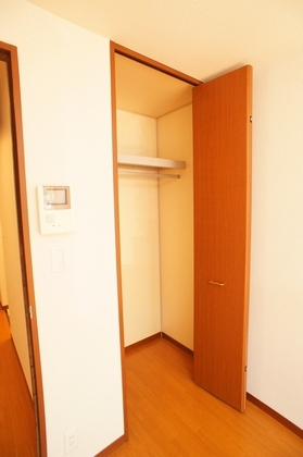 メゾン ドゥ コリーヌ 102号-4