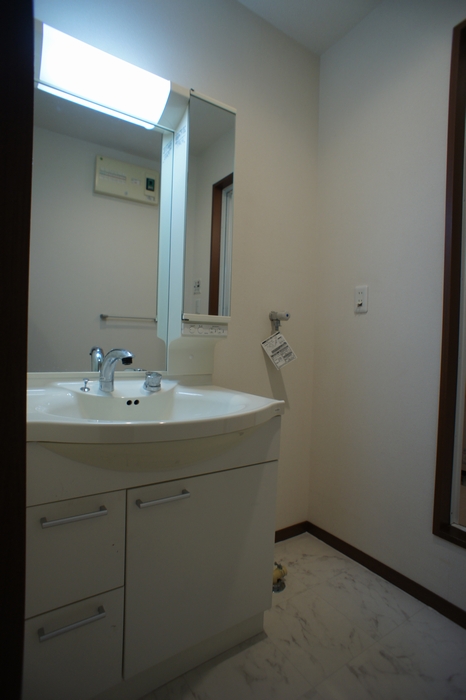 ＳＨＩＢＵＳＡＷＡ　ＦＬＡＴＳ 103号-8