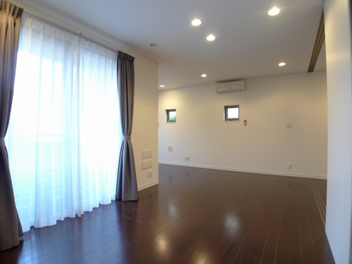 ヴァンヴェール５３３ 103号-3