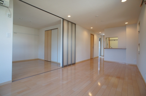 Ｏｒａｎｇｅ　Ｄｏｏｒ 201号-3