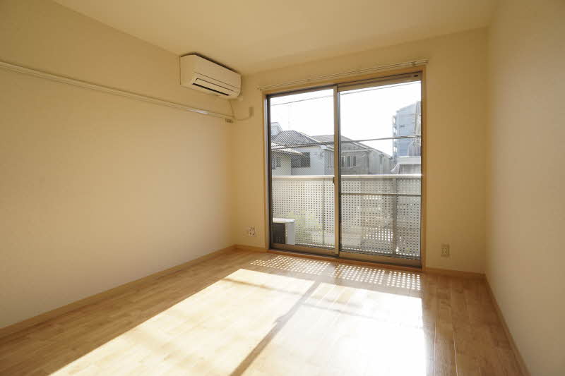 シャーメゾンＯＫＡＭＯＴＯ 203号-2