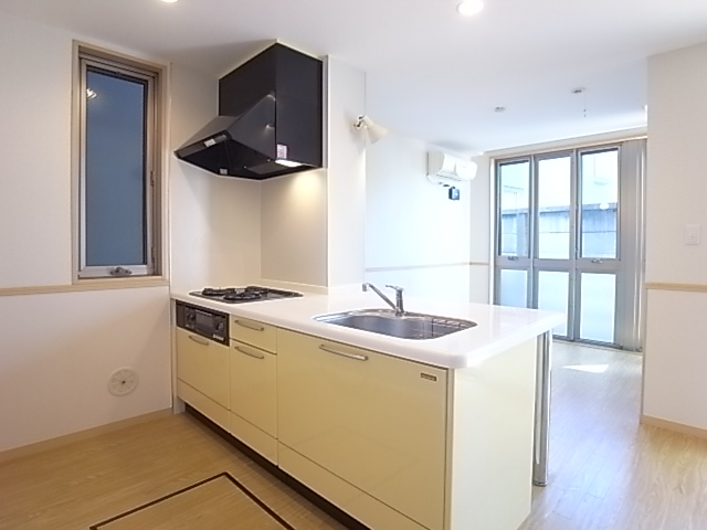 グランドソレイユ下馬 101号-5