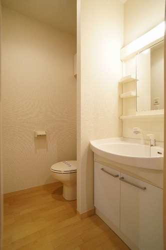 ドルフィン目黒本町 102号-8