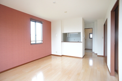 シャーメゾンマルニＡ 201号-2