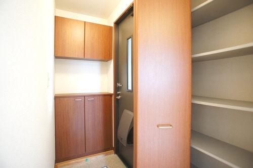 シャーメゾンマルニＡ 201号-11