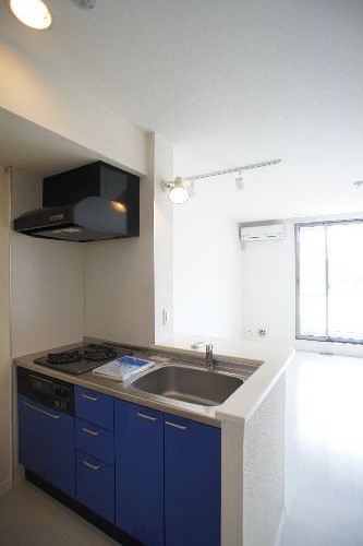 Ｗｈｉｔｅ　Ｃｕｂｅ　Ⅰ 303号-4