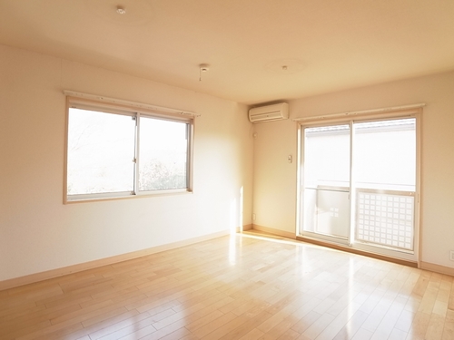 フォレステージュＢ 202号-3