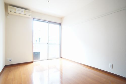 ＣＵＲＲＥＮＴＳ 101号-3