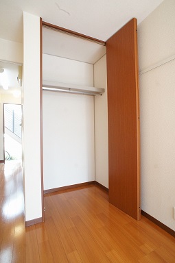 CURRENTS 102号-5