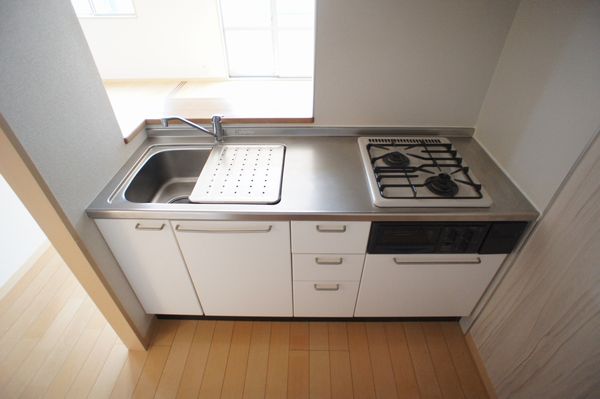 シャーメゾン・スカイ 201号-8