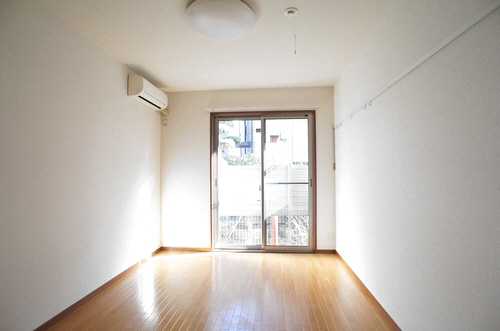 リヴァーフォレスト 104号-2