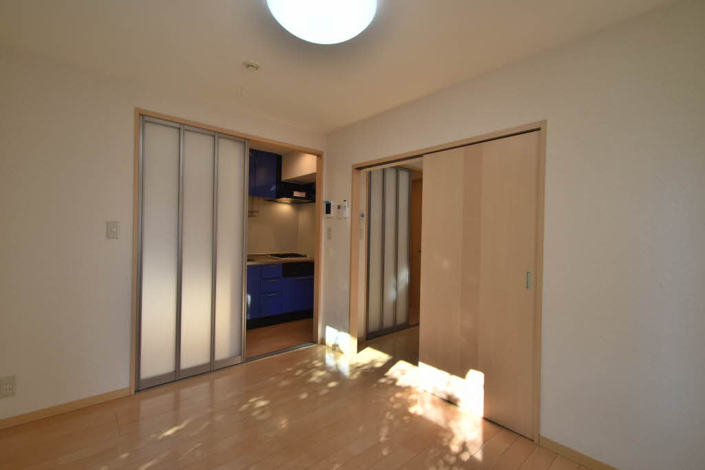 ラフィネ 102号-4