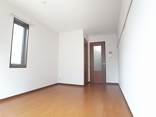 シャーメゾン上野毛 106号-2