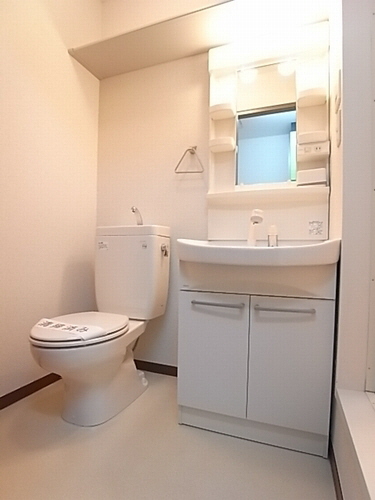 シャーメゾン上野毛 106号-4