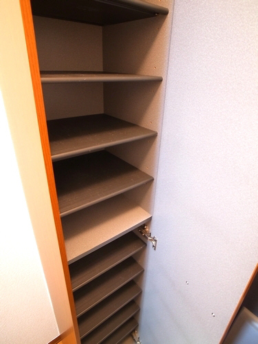 セイントロック 302号-8