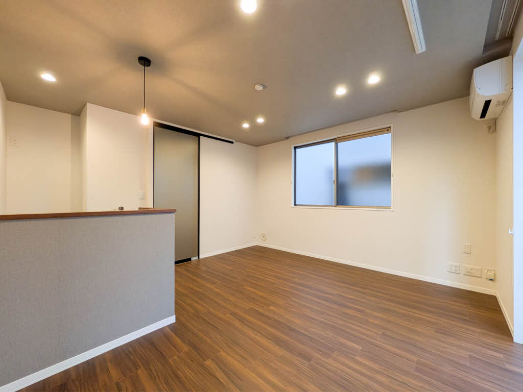 メゾンファミーユ 101号-2