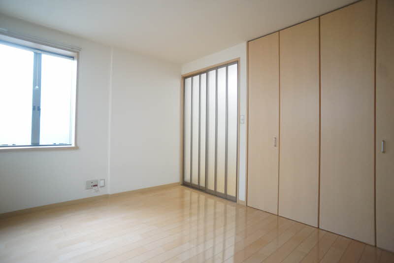 シャーメゾンロワール 101号-3