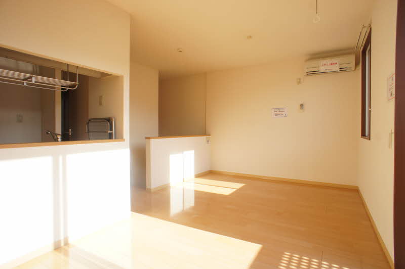 シャーメゾン樹光 203号-3