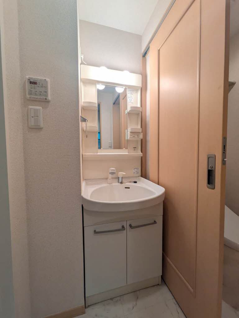 レジダンス磐城 101号-6