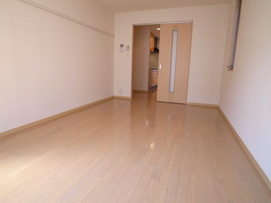 プラナス　コート 206号-2
