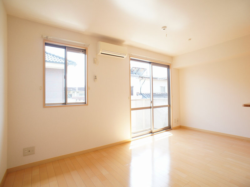 イースト・コートⅠ 201号-2