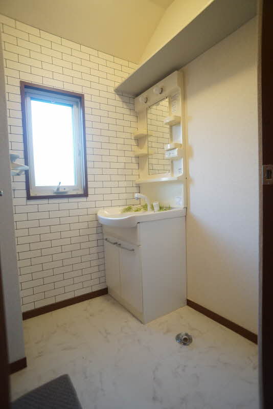 ヴィラ　ラクーン 102号-4