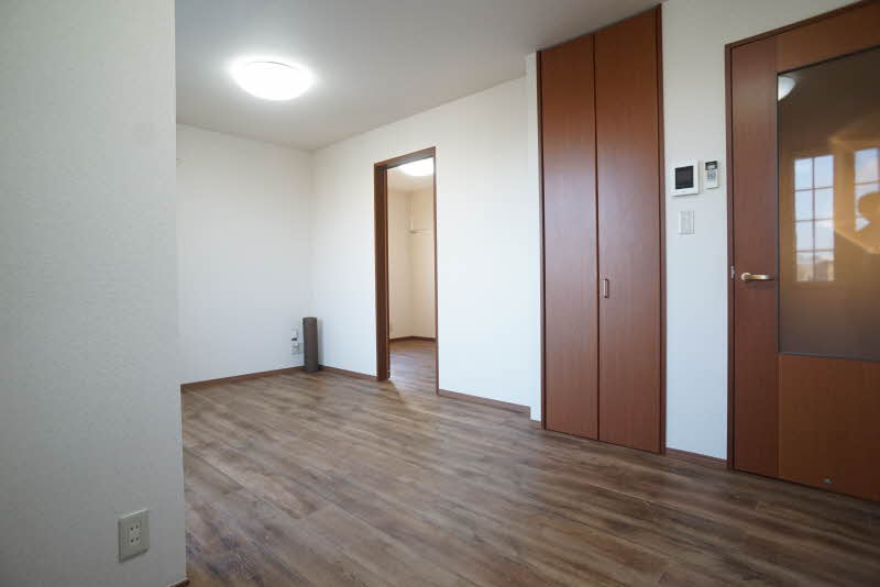 ヴィラ　ラクーン 102号-8