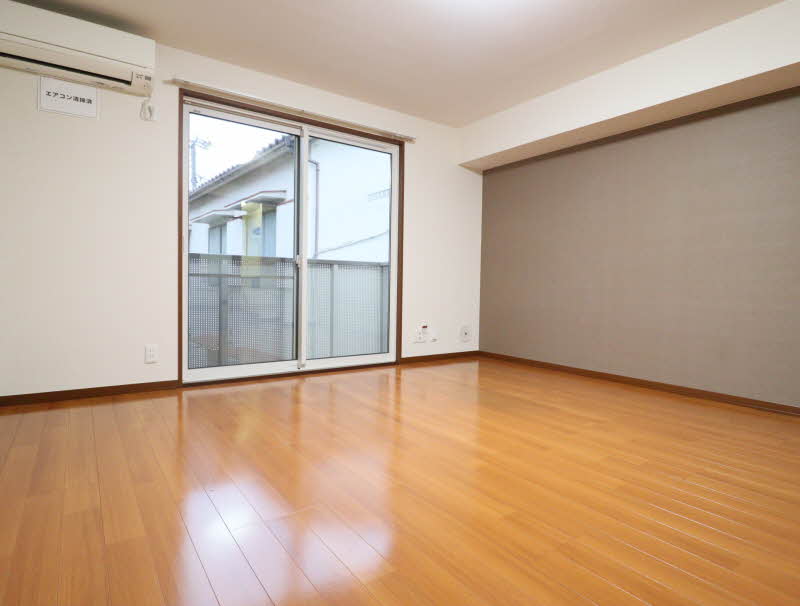 ケーワイ　コート 203号-9