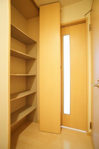 メゾン・ルレーブ 101号-8