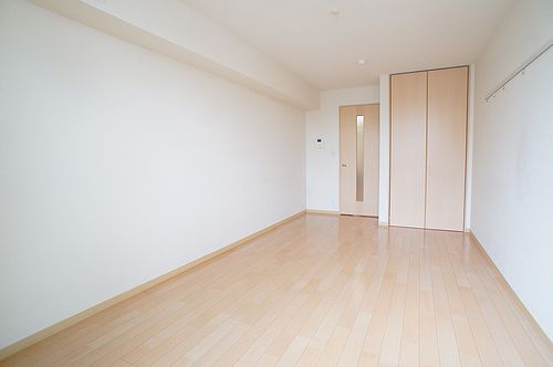 プルニエガーデン 203号-3